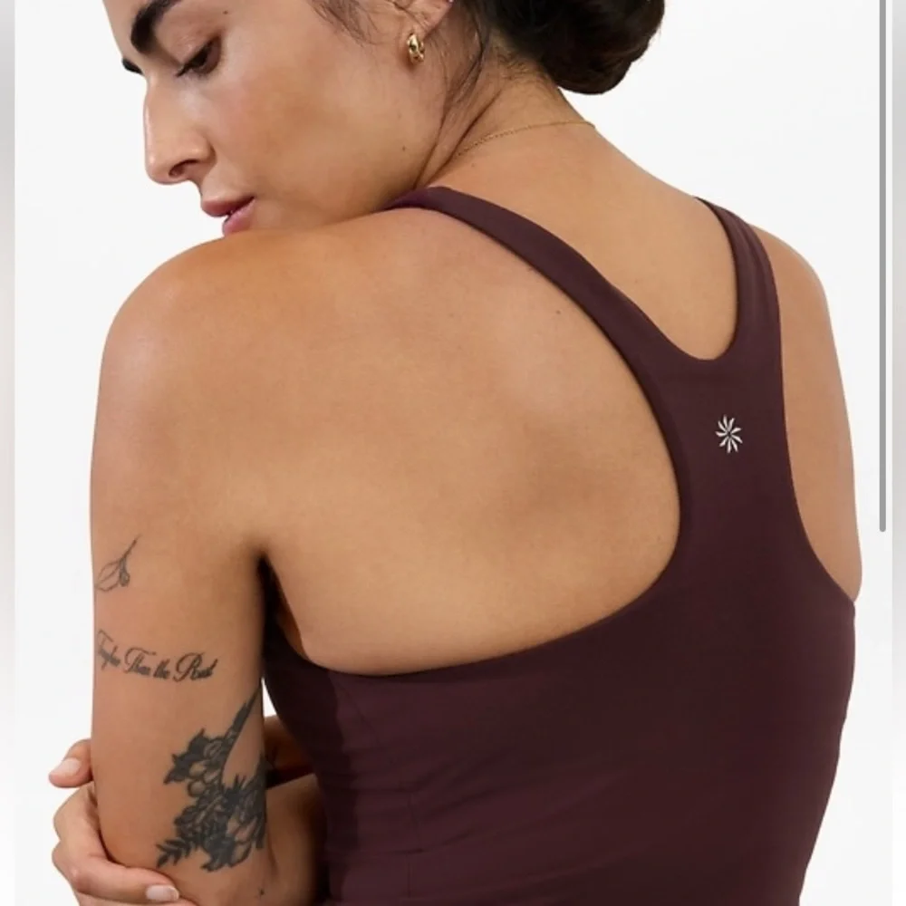 Athleta Purpose Crop Tank. NWOT. - Picture 2 of 5